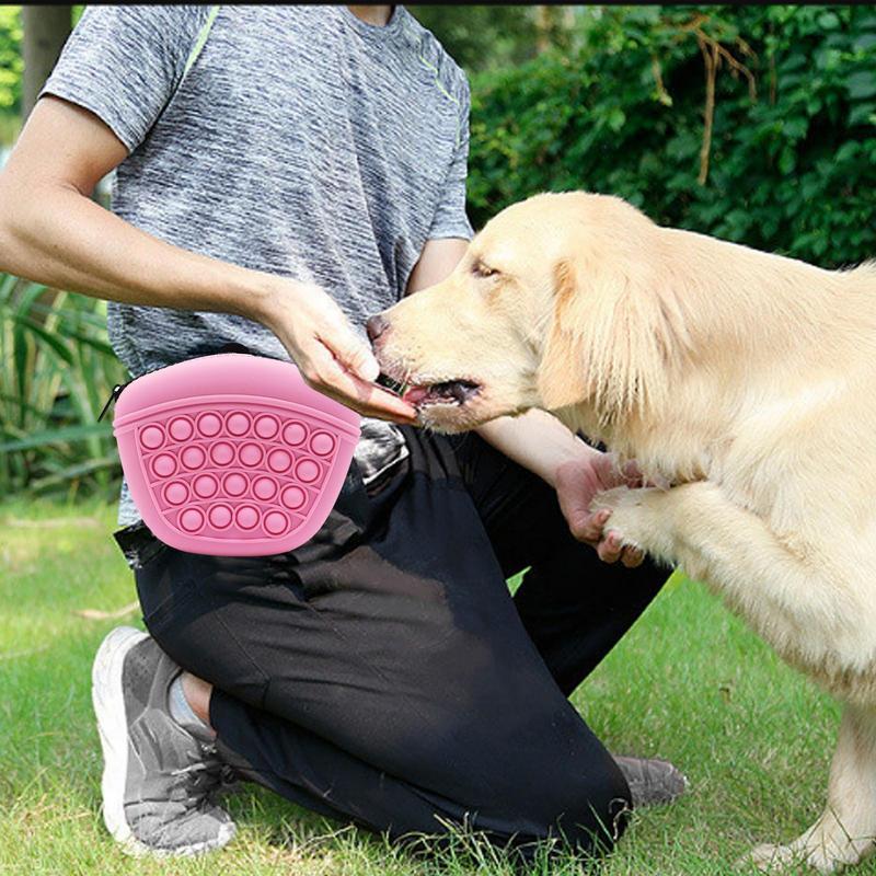 ChicFeeder - Pet Training Treat Pouch | Stylish and Functional Pet Companion