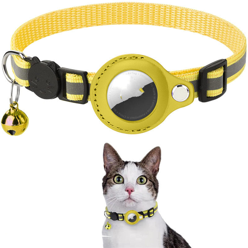 TagSafe - Reflective Airtag Collar with Waterproof Holder | Stylish and Secure Pet Accessory